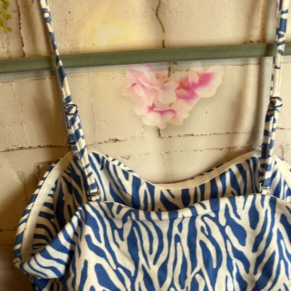 Women’s NWT DIANE VON FURSTENBERG BLUE ZEBRA PRINT CAMI TOP S, AND SKIRT XS SET - Picture 11 of 16
